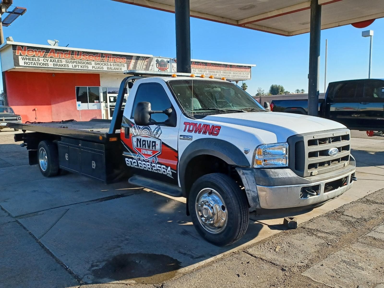 Nava Auto Repair tow truck